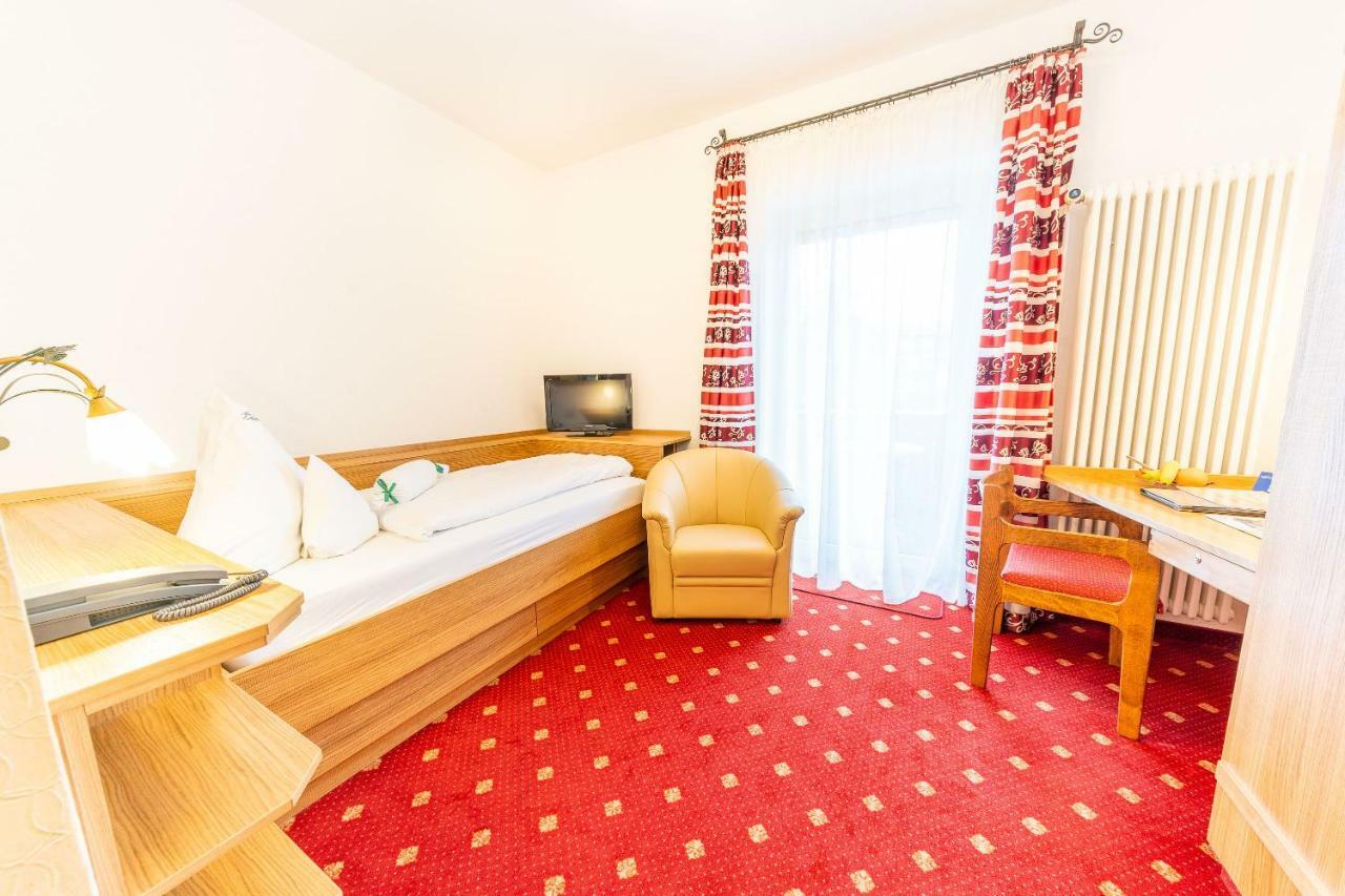 Hotel Alpenhof Бад-Верисхофен Экстерьер фото